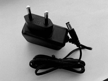 kaufen 90 - 264VAC medizinisches 1A 12 Volt-Stromadapter-Wand-Berg mit EU-Stecker online manufacture