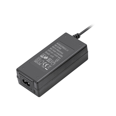 Ein guter Preis. Schaltleistungs-kleiner Adapter Wechselstrom-2A mit -40℃~+85℃ Lagertemperatur Online