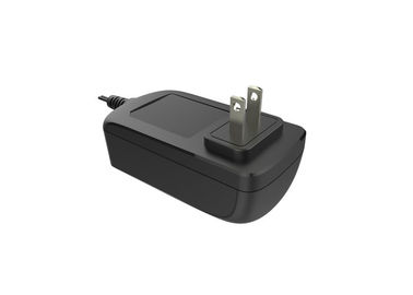 Ein guter Preis. Wechselstrom-DC-Stromadapter-Schwarzes 12 Stecker 36W US - Berg-Stromadapter der Wand-24VAC Online