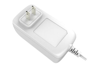 Ein guter Preis. Weißer Japan-Stecker Wechselstrom-DC-Wand-Stromadapter 12V 36W für Notizbuch/Telefon Online