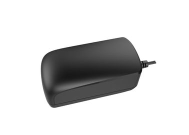 Ein guter Preis. RoHS-Zertifikat-elektrischer Adapter 12v 3A allgemeinhinwechselstrom mit US Pin Online