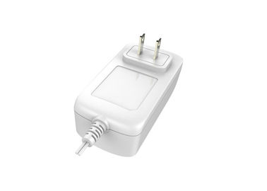 Ein guter Preis. 12V 3A Universal-Wechselstrom-Stromadapter-weißer Wand-Berg mit US Pin Online