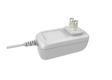 Ein guter Preis. PSE bescheinigte Universal-Wechselstrom-DC-Stromadapter 12V 1.5V Wechselstrom-DC-Wandbergadapter Online