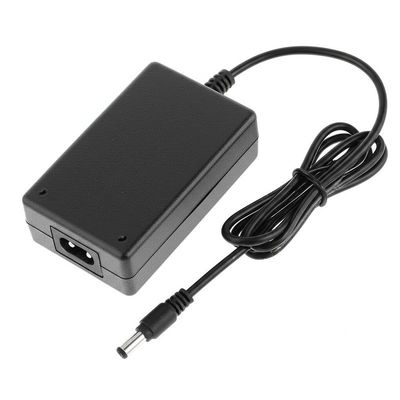 Ein guter Preis. Universal AC Power Adapter 100-240V Input with EU US UK CN JP AU Plug Online